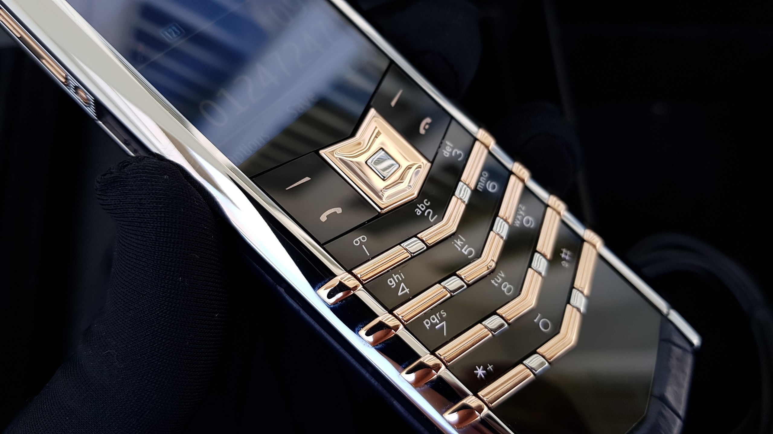 Vertu Signature S Blue Aligator Mix Gold 2 Kỳ Lân Luxury vertu signature s blu aligator mix gold 32 Vertu Signature S Blue Aligator Mix Gold