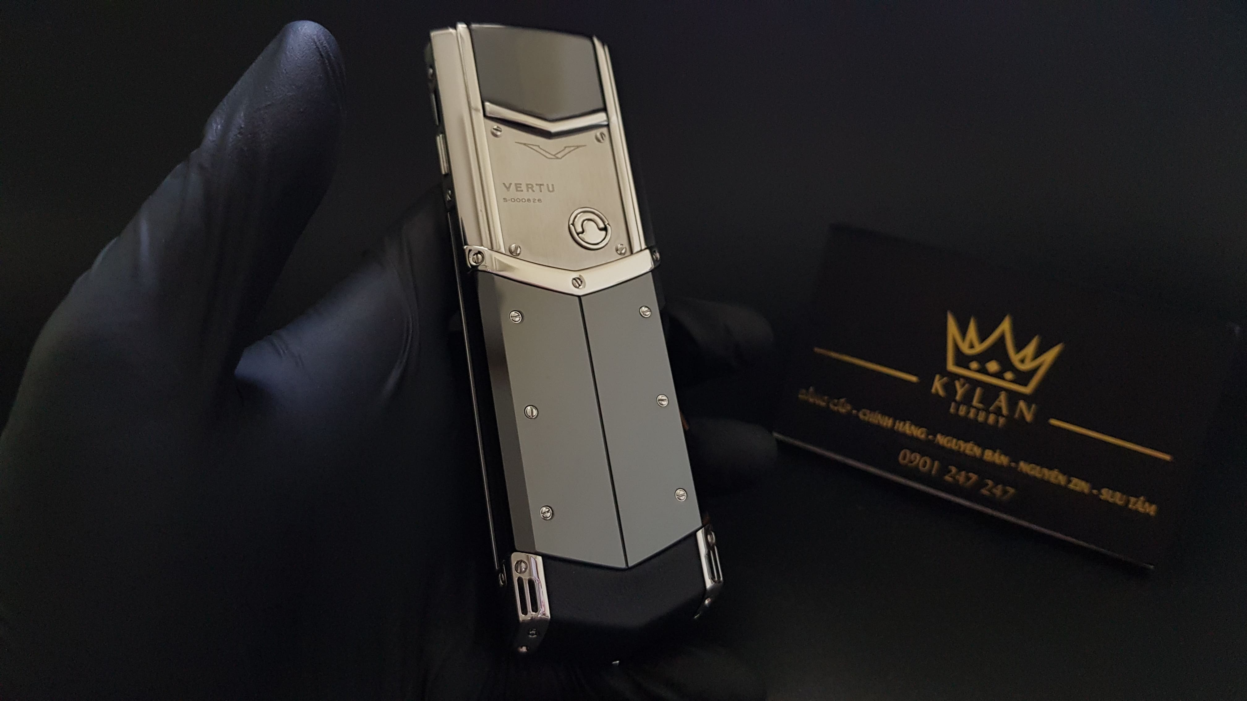 Vertu Signature S zin bóng đẹp đỉnh cao 9 Kỳ Lân Luxury vertu signature s zin bong dep 44 Vertu Signature S zin bóng đẹp đỉnh cao