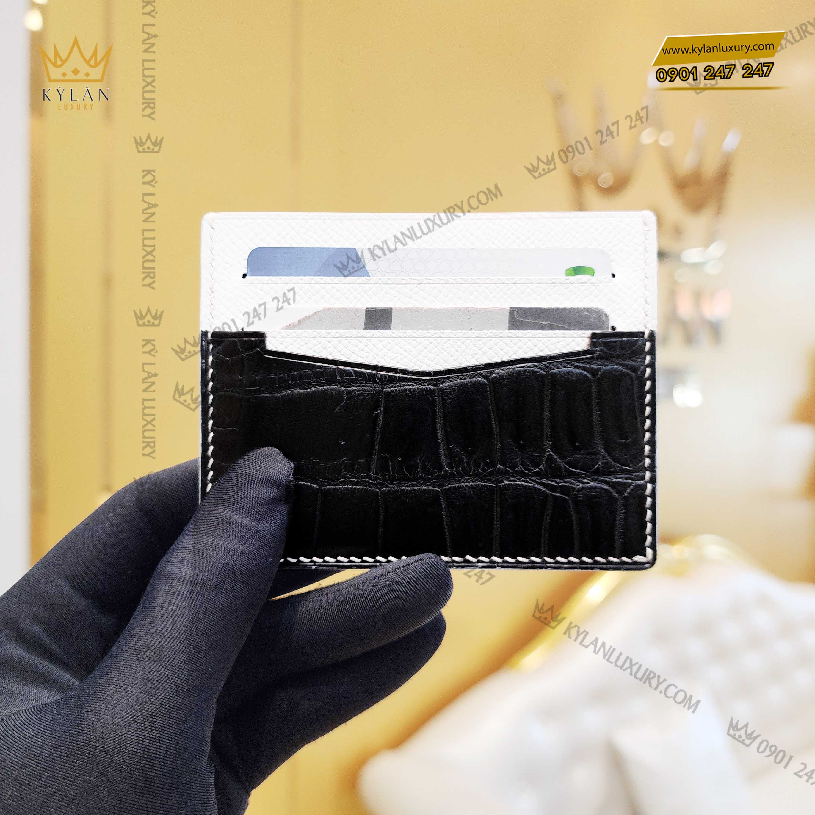 Ví da đựng thẻ da epsom mix da cá alligator màu trắng đen 5 Kỳ Lân Luxury vi da dung the da epsom mix da ca mau trang den 18 Ví da đựng thẻ da epsom mix da cá alligator màu trắng đen