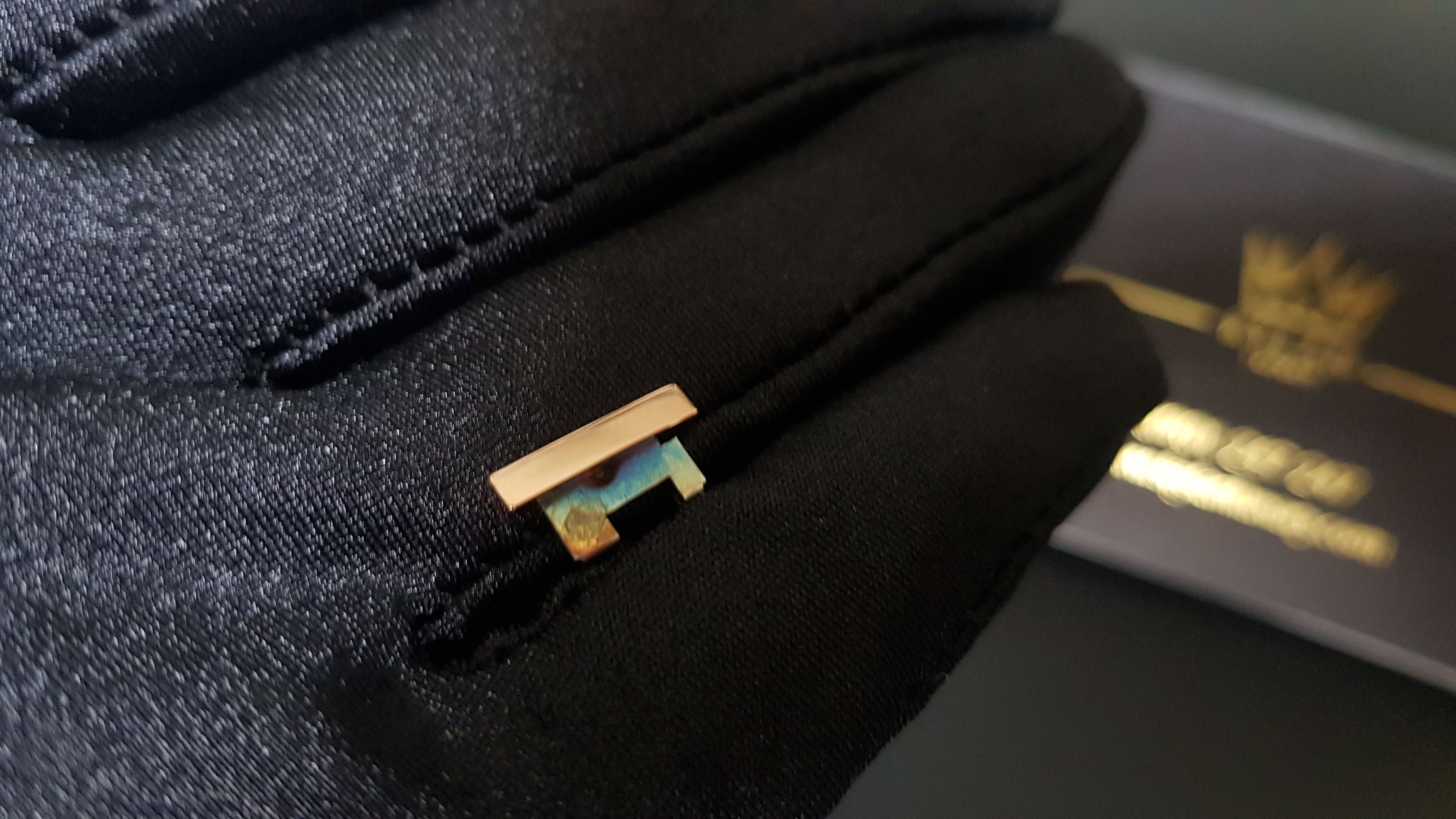 Vỏ Vertu vàng khối 18k - Vàng 750 hồng 50 Kỳ Lân Luxury vo vertu signature s vang hong 22 Vỏ Vertu vàng khối 18k - Vàng 750 hồng