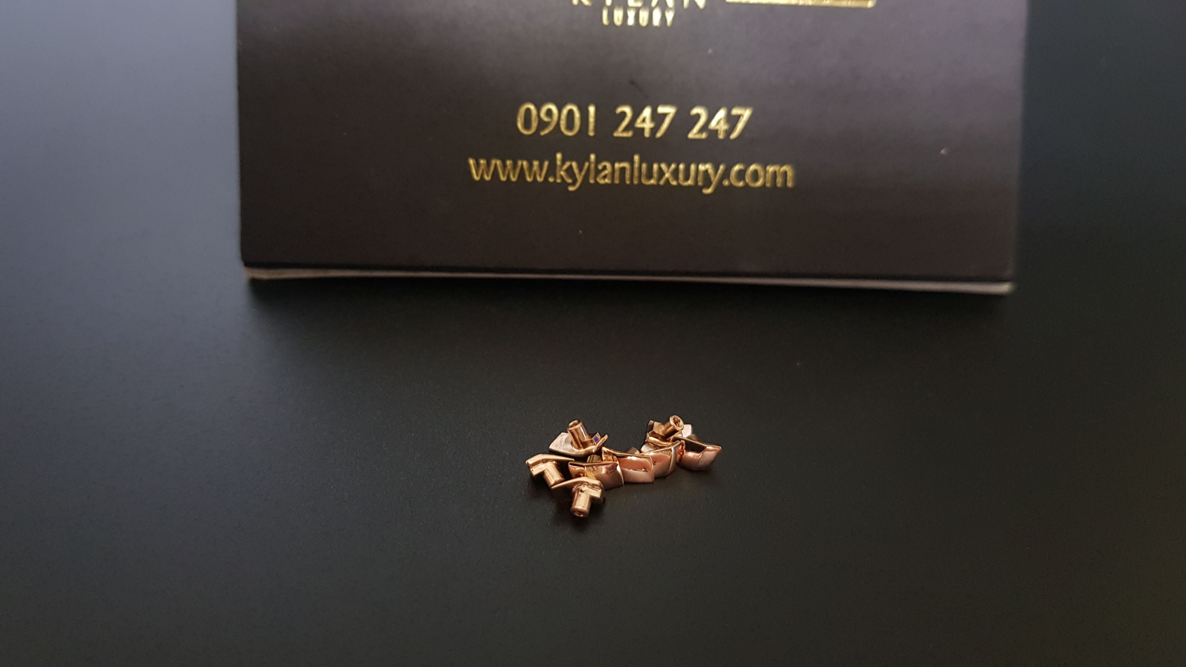 Vỏ Vertu vàng khối 18k - Vàng 750 hồng 37 Kỳ Lân Luxury vo vertu signature s vang hong 29 Vỏ Vertu vàng khối 18k - Vàng 750 hồng