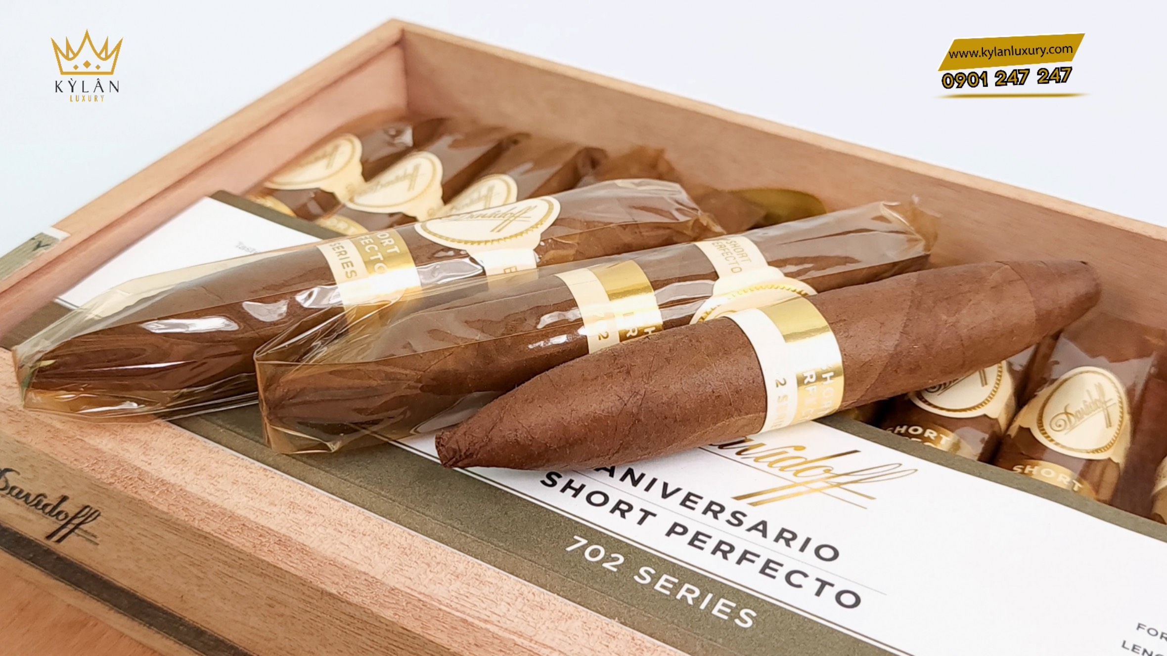Cigar Davidoff Aniversario Short Perfecto 4 Kỳ Lân Luxury xi ga davidoff aniversario short perfecto 20 Cigar Davidoff Aniversario Short Perfecto