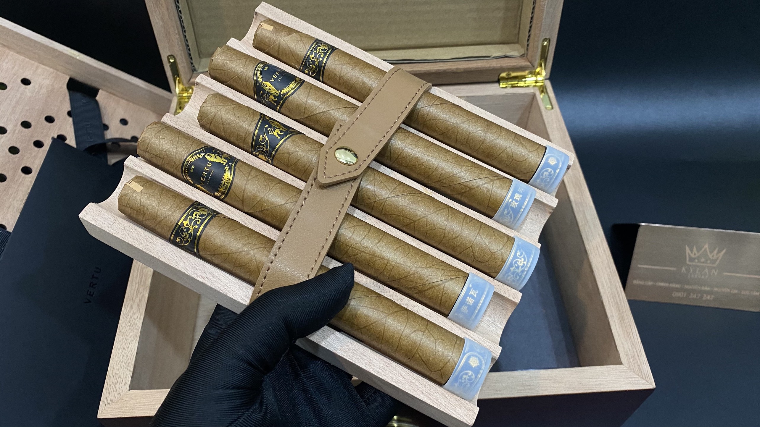 Xì gà Vertu - Cigar mang thương hiệu Vertu đẳng cấp đỉnh cao 28 Kỳ Lân Luxury xi ga vertu 14 Xì gà Vertu - Cigar mang thương hiệu Vertu đẳng cấp đỉnh cao