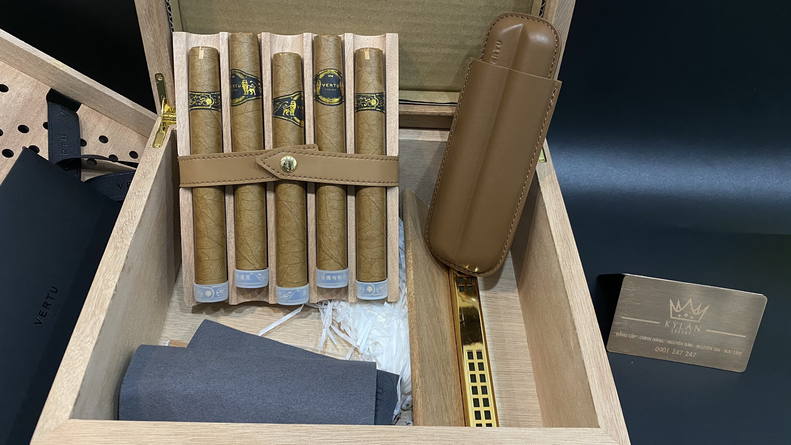 Xì gà Vertu - Cigar mang thương hiệu Vertu đẳng cấp đỉnh cao 9 Kỳ Lân Luxury xi ga vertu 36 Xì gà Vertu - Cigar mang thương hiệu Vertu đẳng cấp đỉnh cao