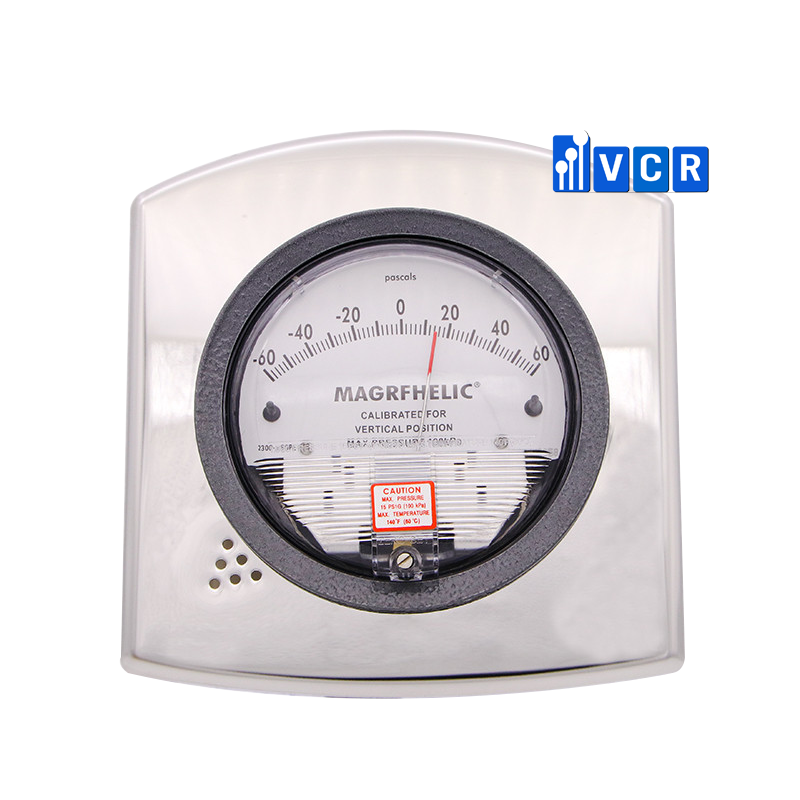 What is differential pressure gauge