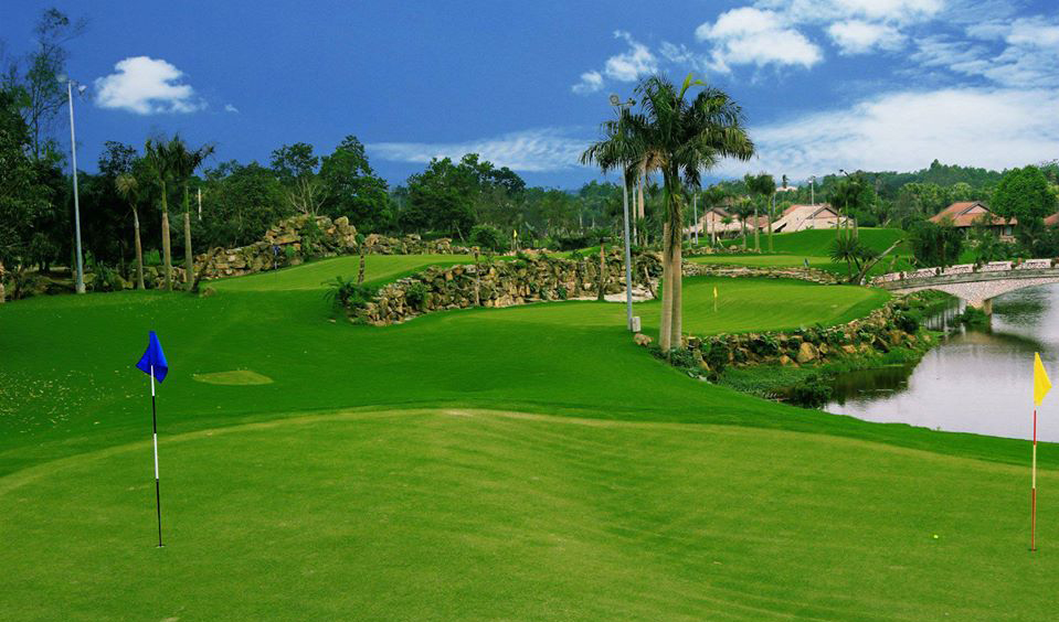 sân golf tại asean resort