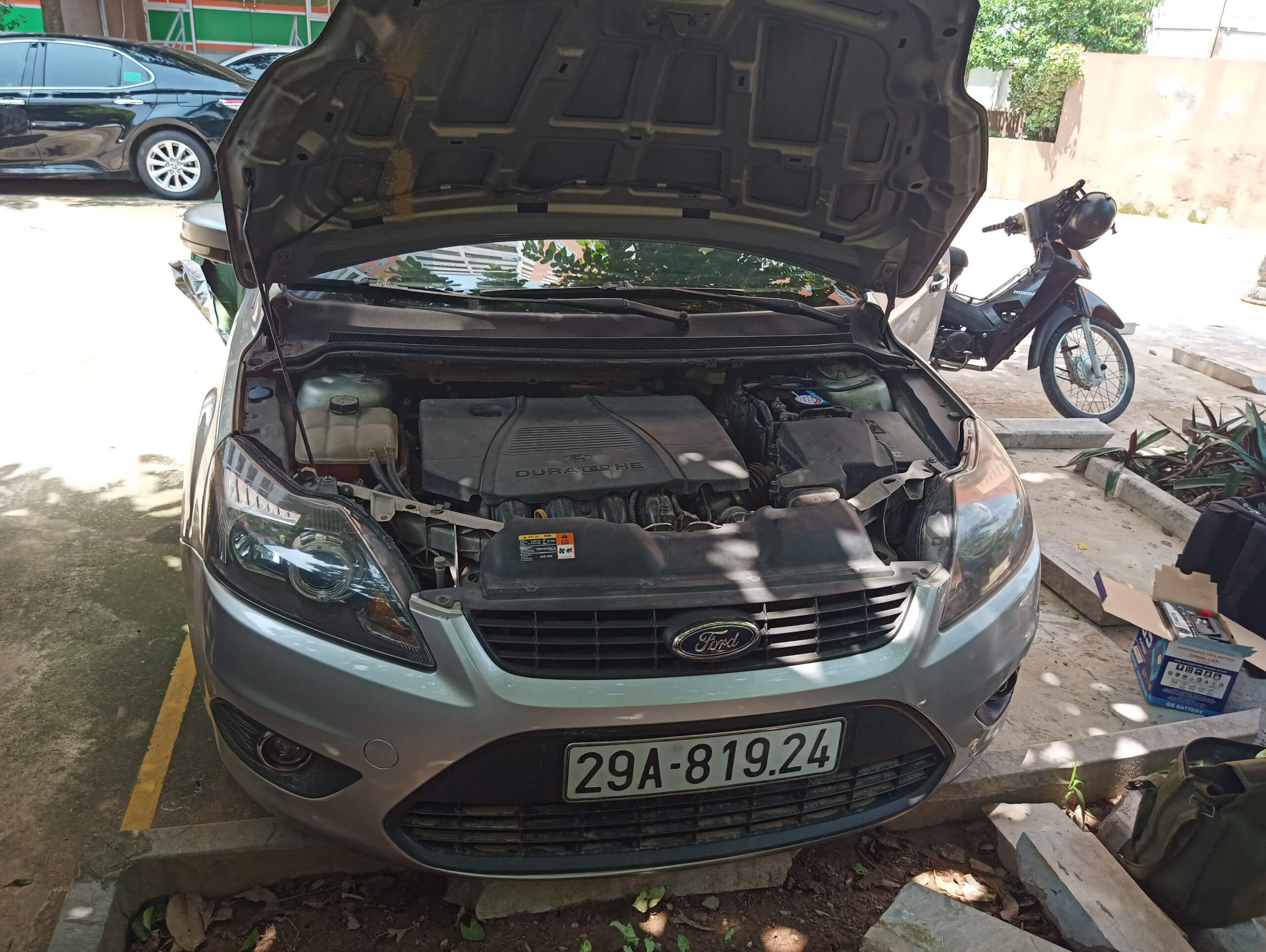 ắc quy xe Toyota Zace