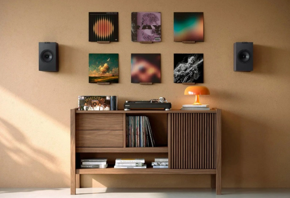 loa KEF Q1 Meta