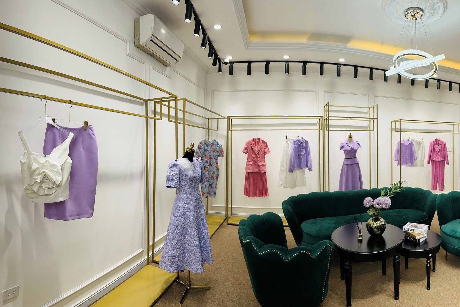 Showroom 18 Phan Đình Phùng