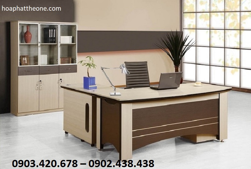 ban-lam-viec-cho-nguoi-menh-tho