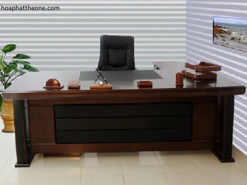 trang0tri-ban-giam-doc