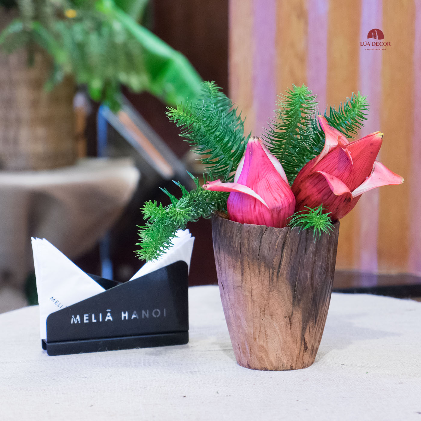 Ai đó nói, thấy hoa mới là thấy Tết.