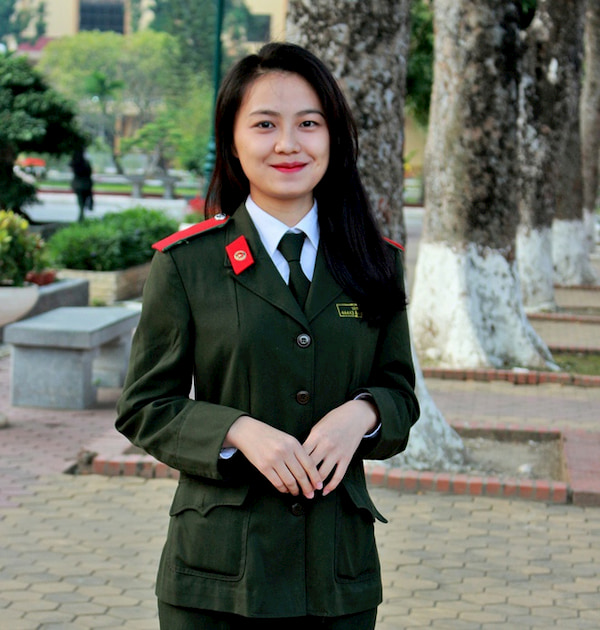 Đồng phục các trường đại học ấn tượng nhất - học viện An Ninh