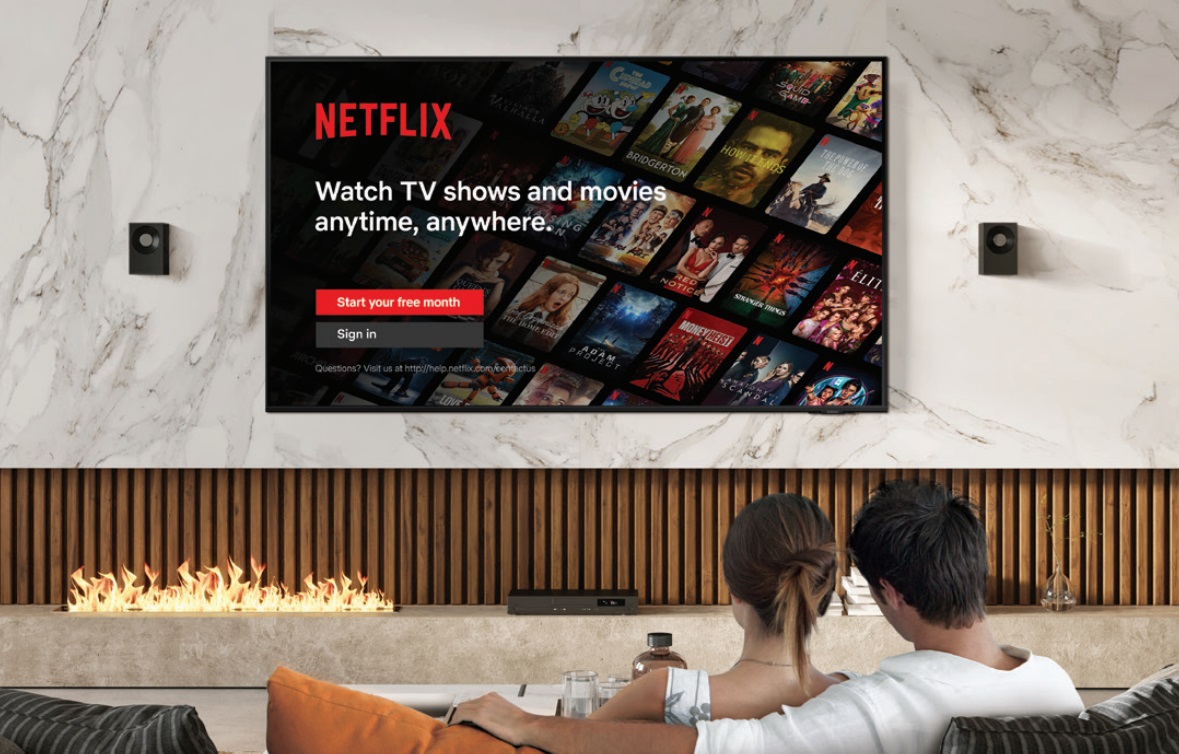 65 inch TV Khách Sạn HBU8000 Crystal UHD 4K