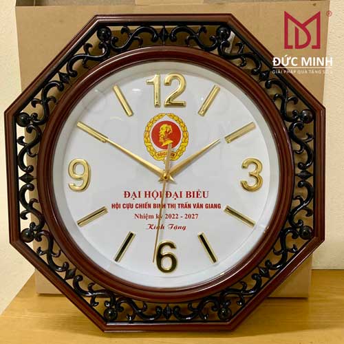 Qua Tang Dong Ho Hoi Cuu Chien Binh Viet Nam