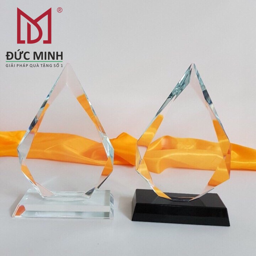 Quà Tặng Biểu Trưng Pha lê Pha Le đẹp