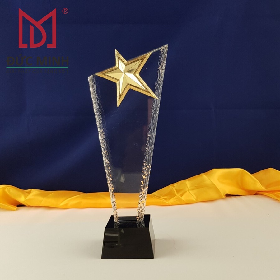 Quà Tặng Biểu Trưng Pha lê Pha Le đẹp