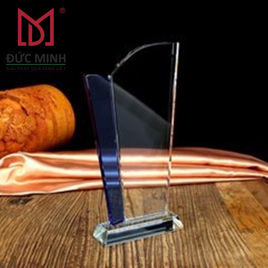 Quà Tặng Biểu Trưng Pha lê Pha Le đẹp