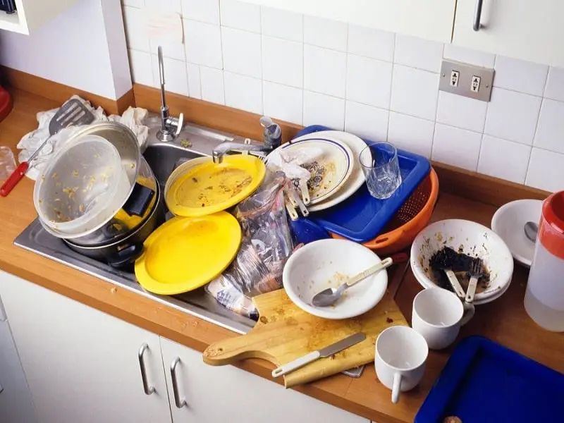 Dồn chén bát và dụng cụ nấu nướng 1 lần