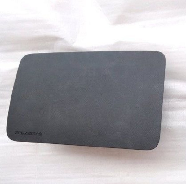 Hình ảnh mặt trước túi khí bên phải xe Mitsubishi Xpander