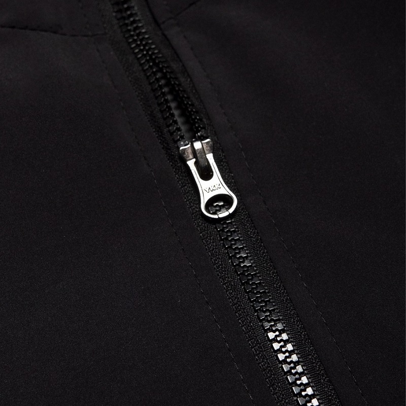 áo khoác local brand vải dù form rộng màu đen dkmv