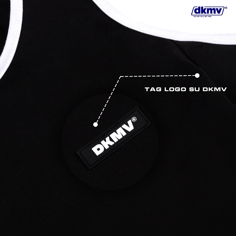 áo croptop tay dài ôm body trễ vai màu đen