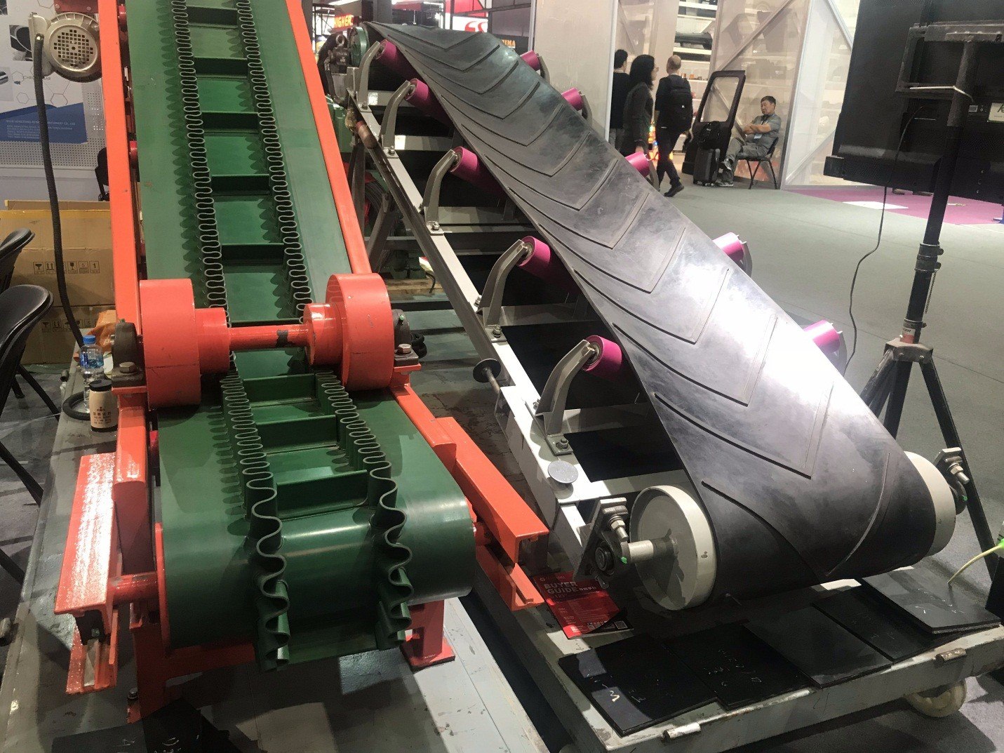 Cấu tạo và ứng dụng băng tải 2 chiều