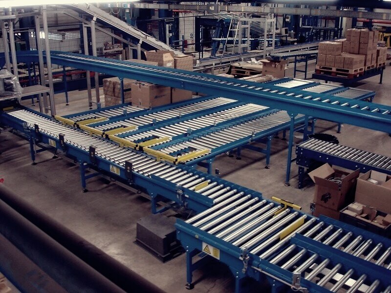 Những lợi ích khi sử dụng hệ thống băng tải trong sản xuất