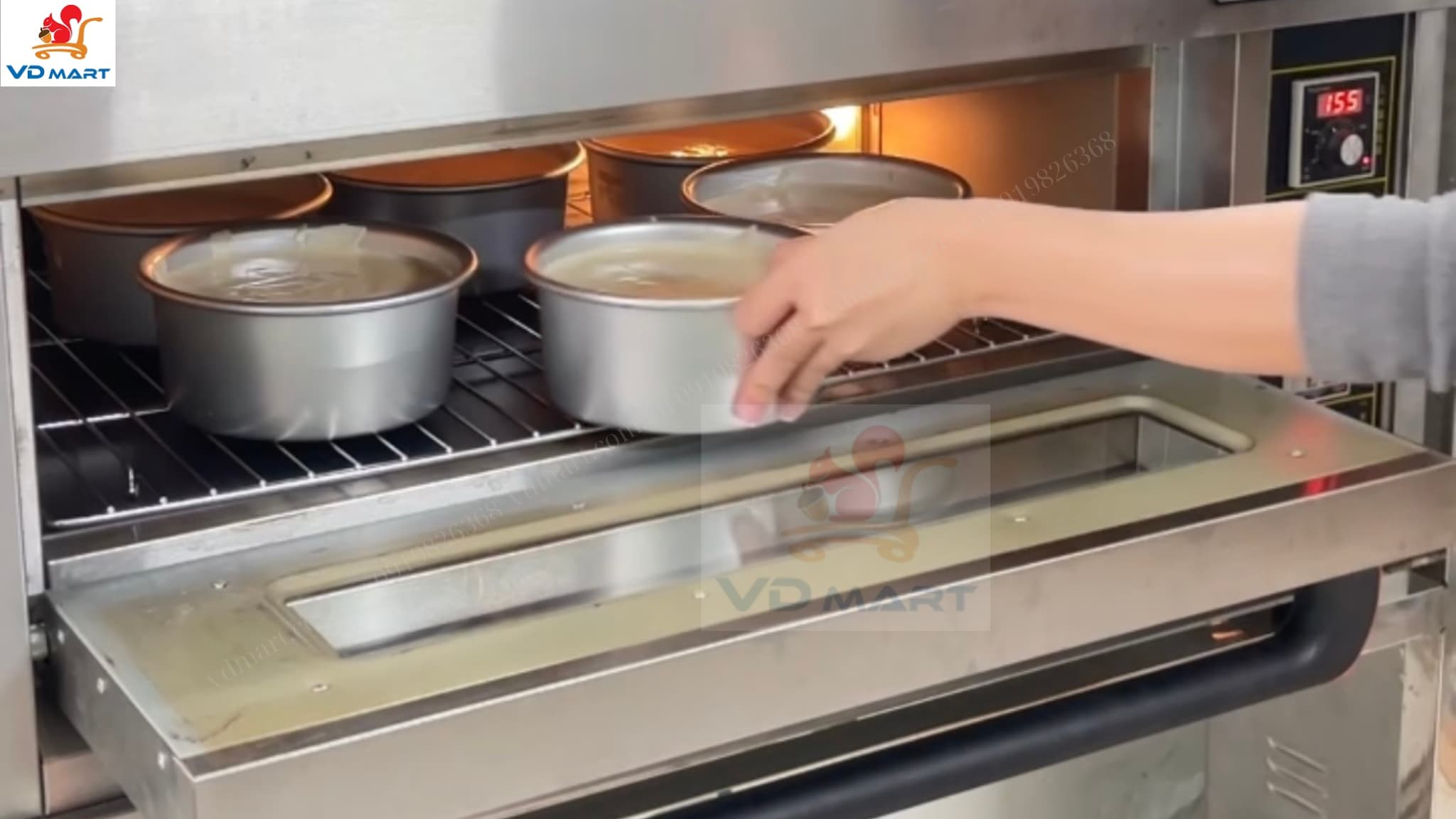 Nuong-banh-gato-thom-ngon