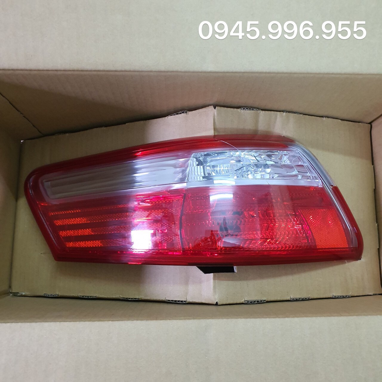 Đèn hậu Camry Mỹ 2007 81560-06240