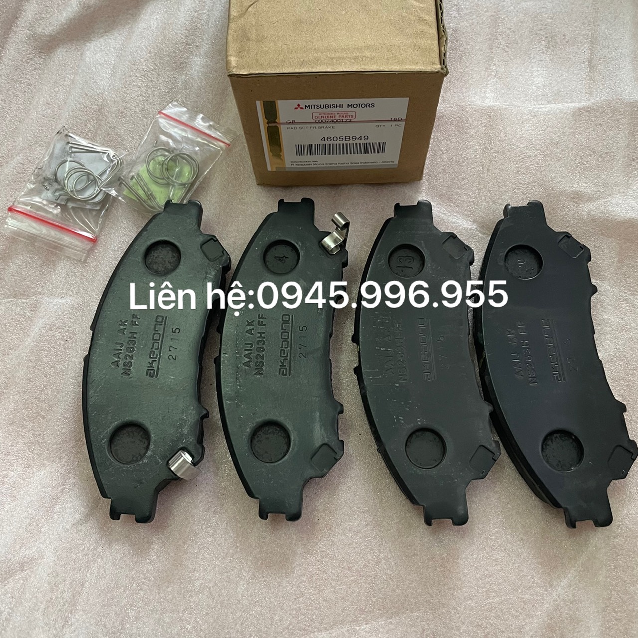 Má phanh trước Mitsubishi Xpander 4605B949