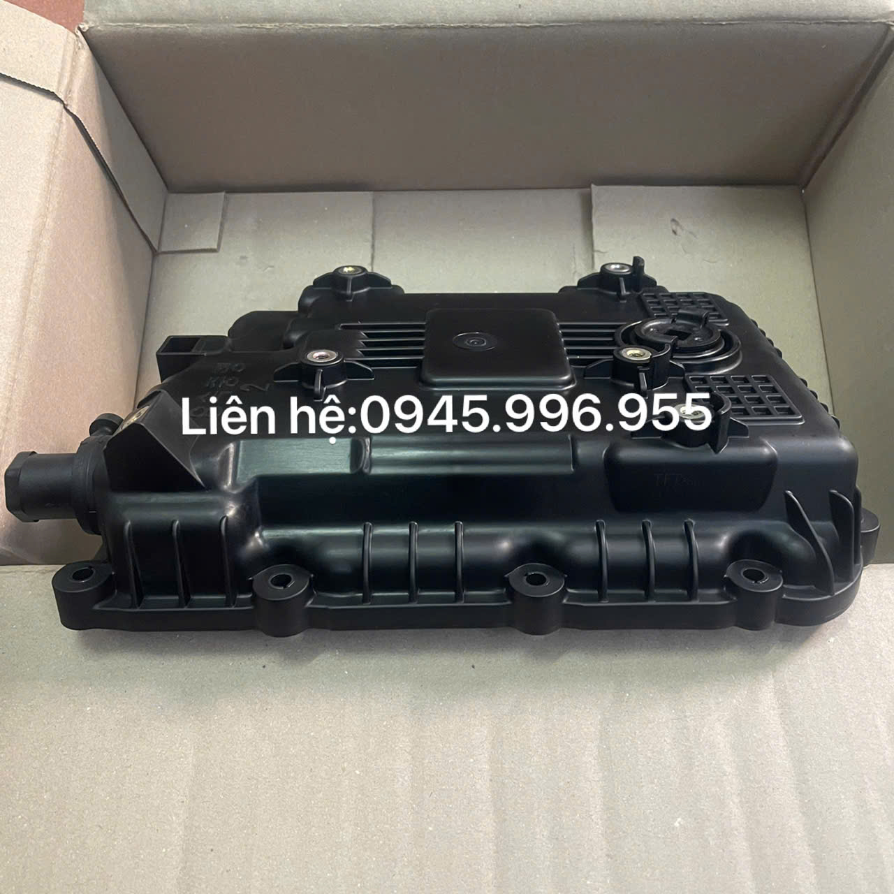 Đáy tắc te hộp số Hyundai Custin 452804G610