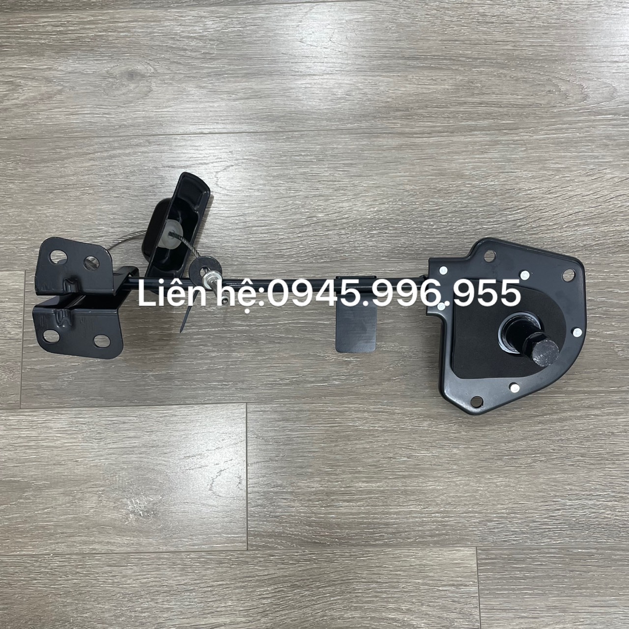 Cáp treo lốp dự phòng Kia Sedona 62800A9000
