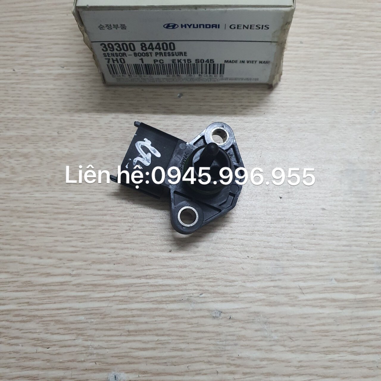 Cảm biến áp suất gió nạp Hyundai Santafe 3930084400