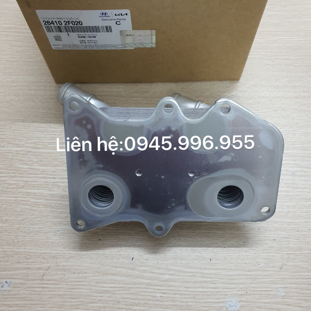 Két làm mát dầu máy Hyundai Santafe 264102F020