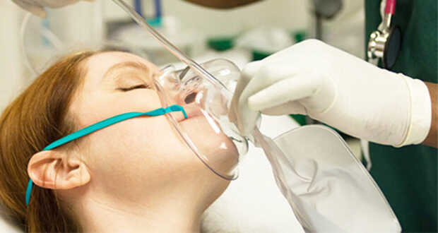Thở oxy qua mặt nạ