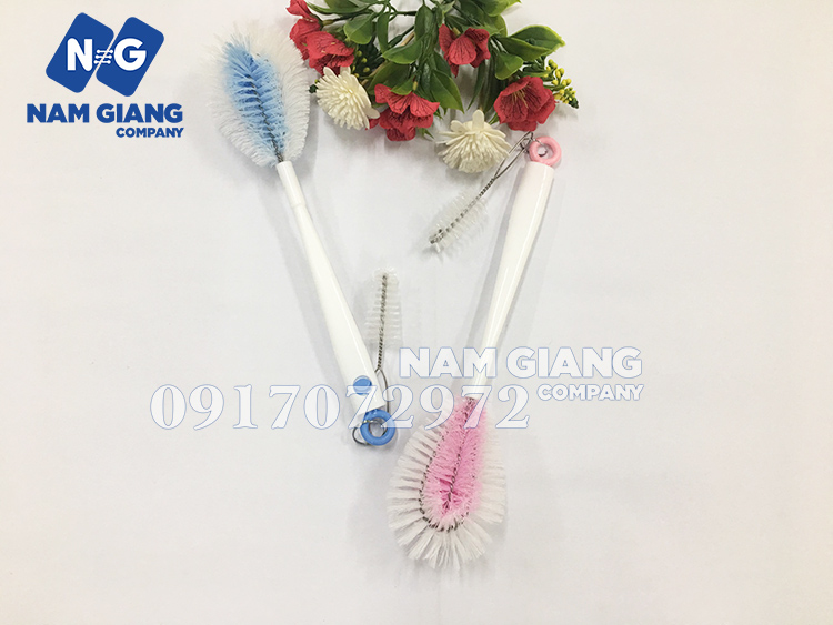 co-binh-sua-thai-la-2