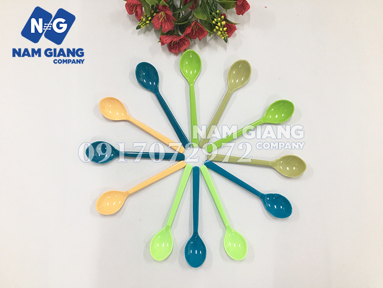 thia-can-ngan-thai-nhieu-mau