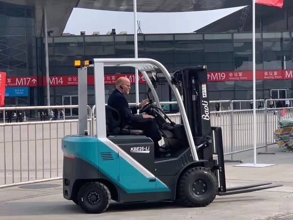 XE NÂNG ĐIỆN KION BAOLI KBE