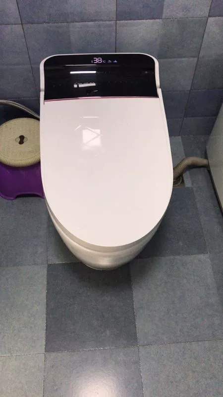 bồn cầu tự rửa