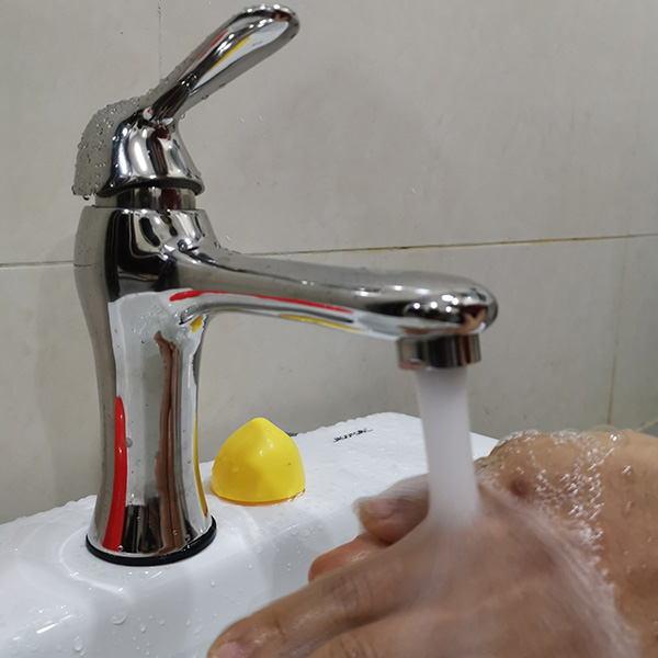 vòi lavabo nóng lạnh inox 304