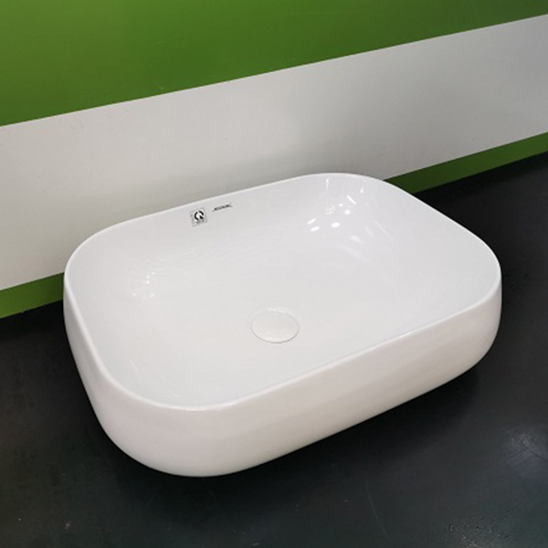 chậu lavabo vuông đặt bàn đá