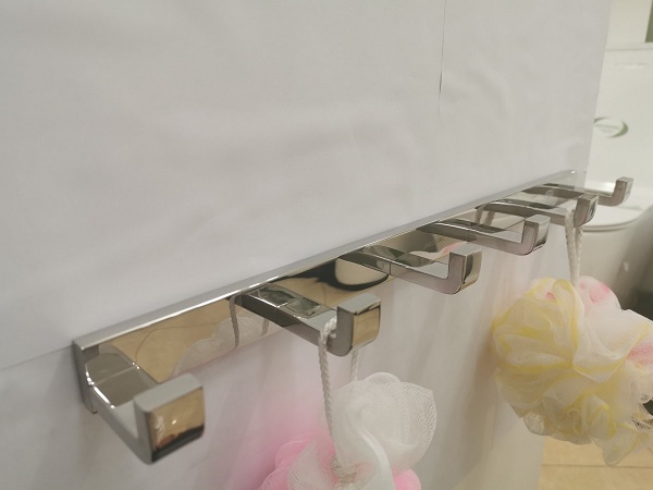 móc treo quần áo inox 304