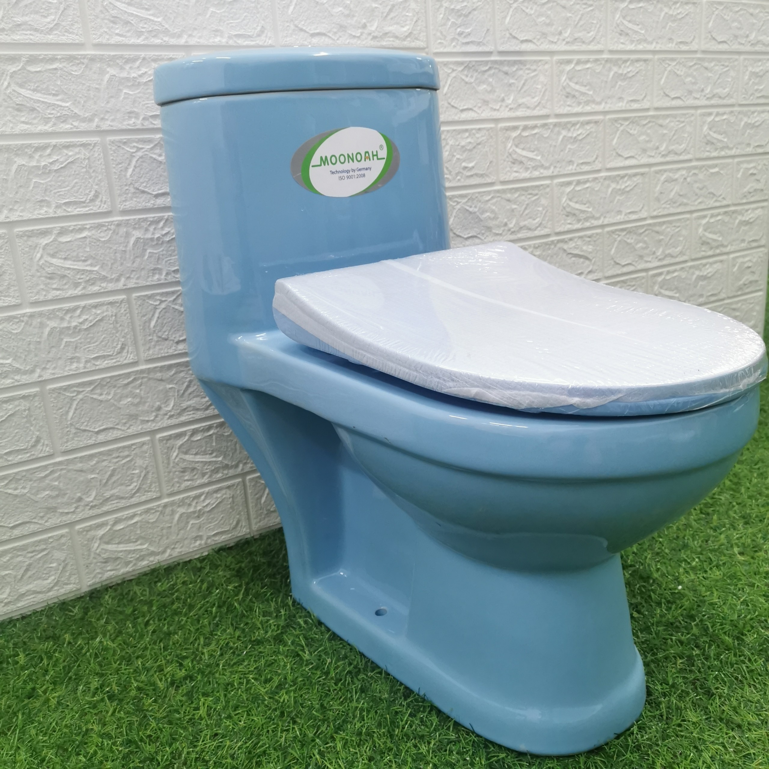 Bồn cầu trẻ em màu xanh dương