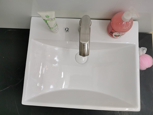 chậu sứ rửa mặt men đẹp