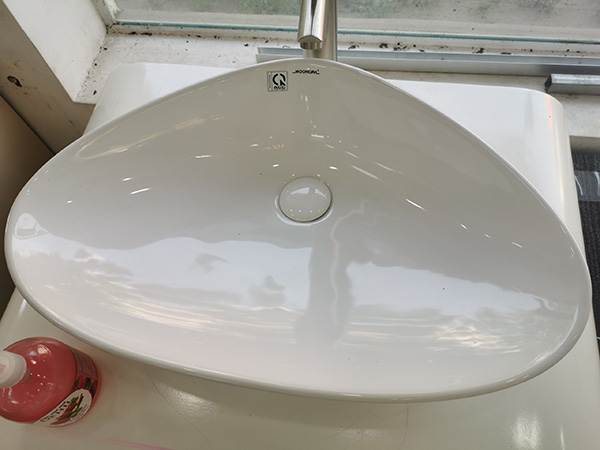 chậu sứ lavabo cao cấp