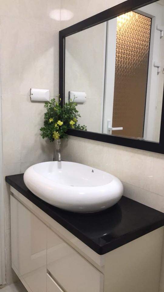 lavabo nổi bàn đá đẹp