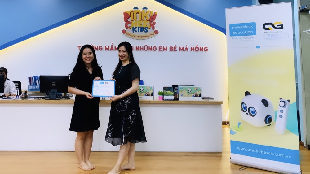 Buổi Training chuyển giao giáo trình giữa MakeblockVN- QG Education và trường mầm non Pinkycheek Kids