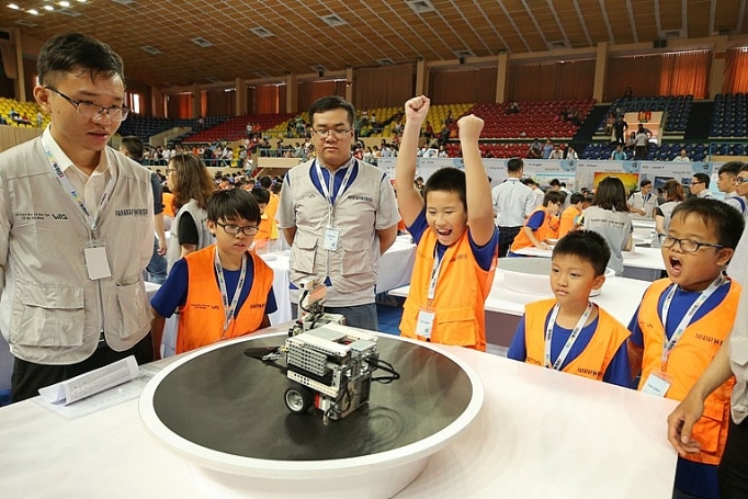 bộ lắp ráp robot