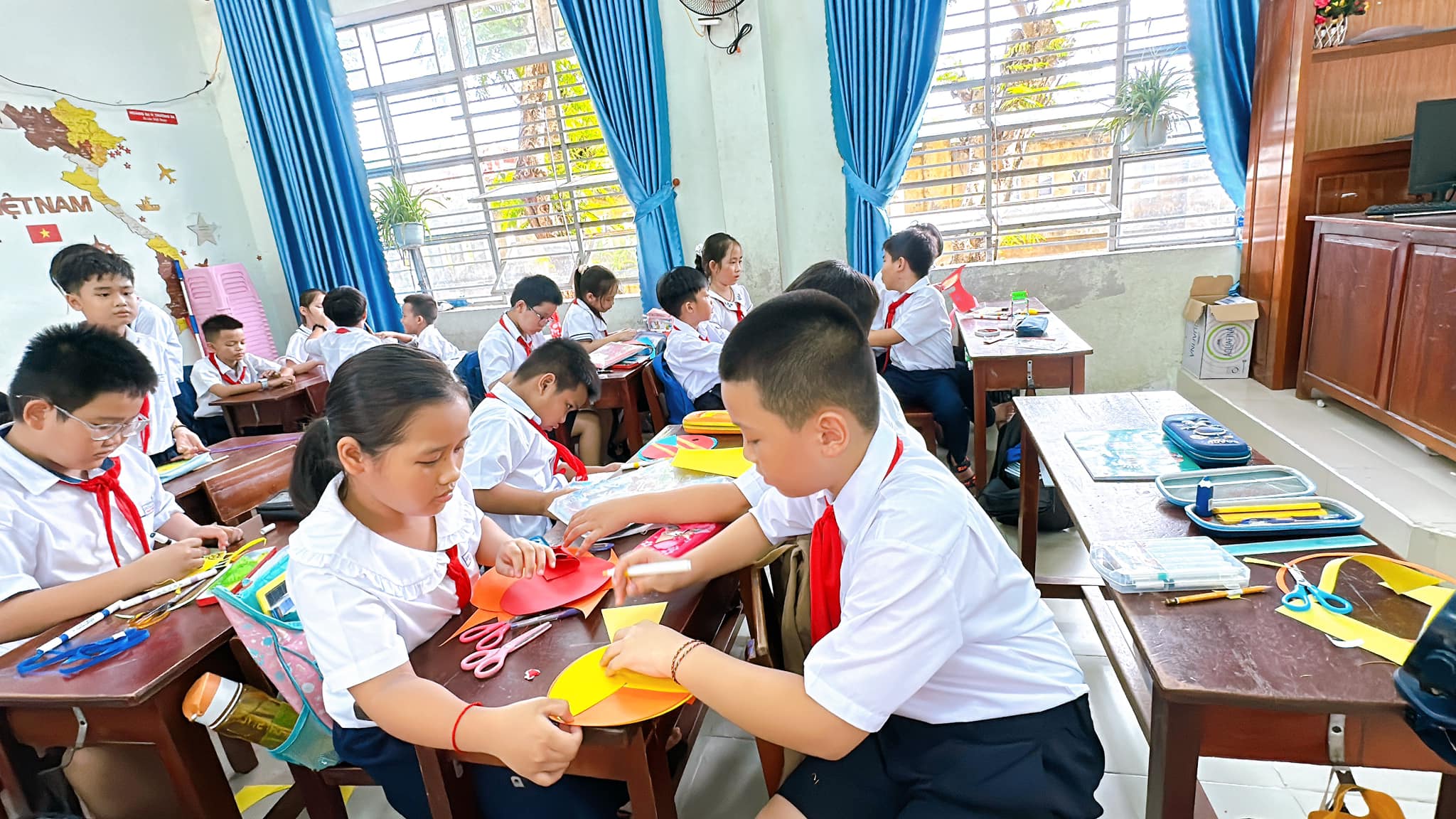 Giáo án STEM lớp 4 bài góc biến hình – Phương pháp dạy sáng tạo